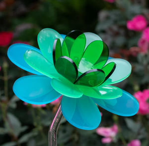 36" Lotus Stake