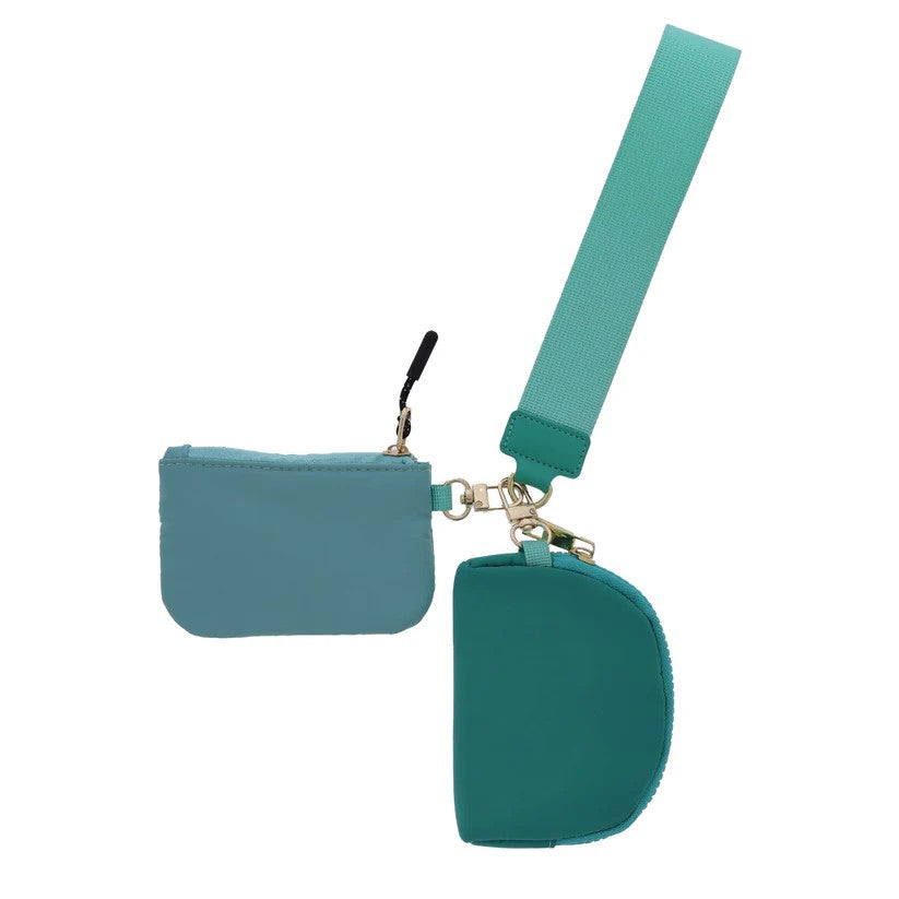 Molli Wristlet- Teal