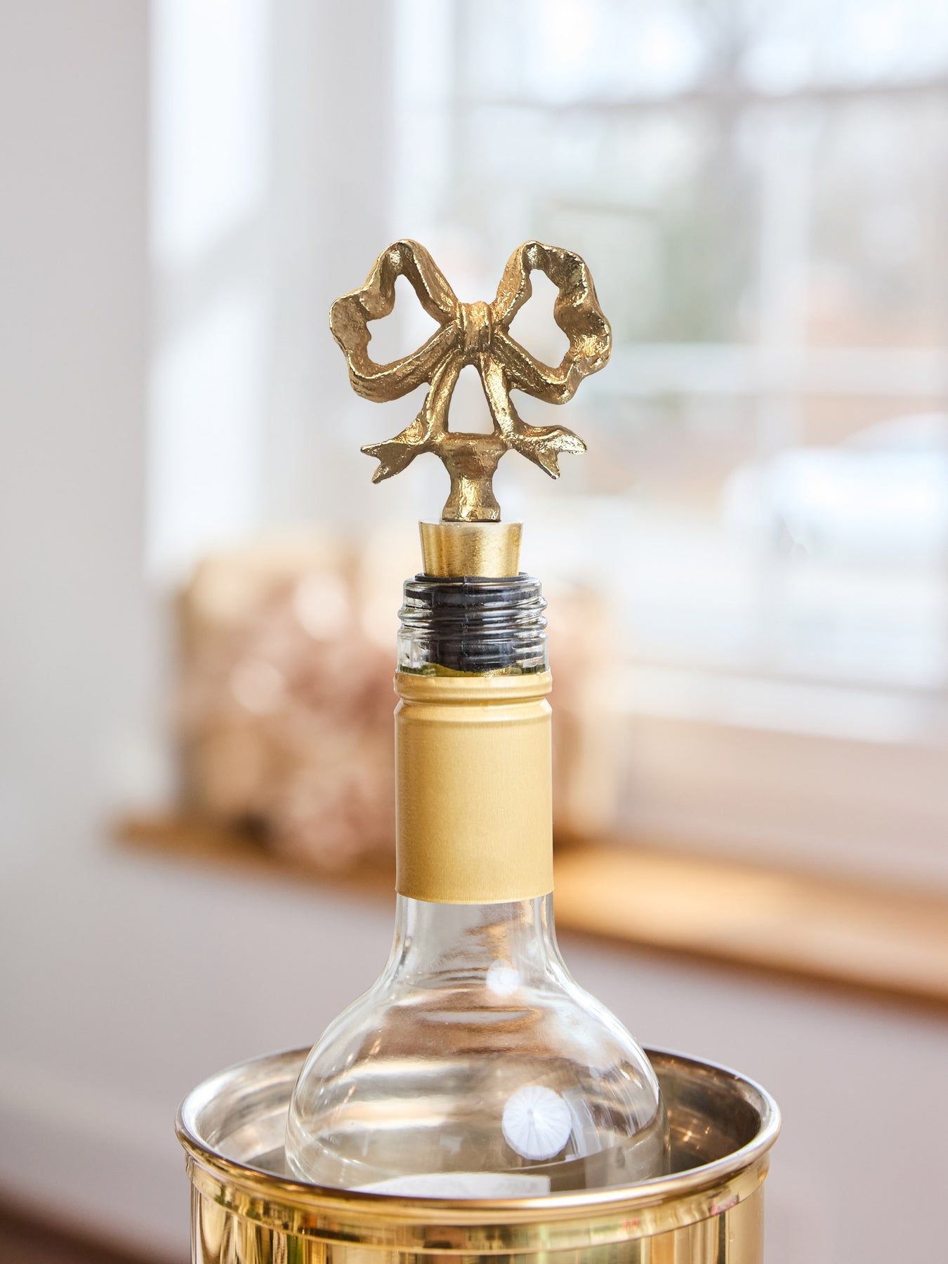 Gold Bow Wine Stopper