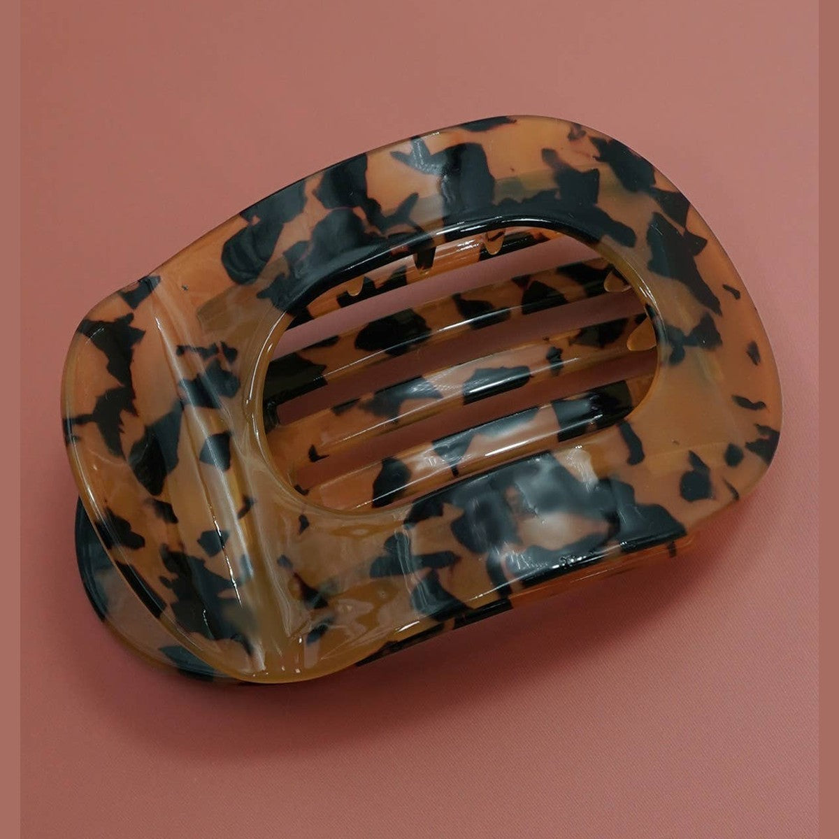 Tortoise Jumbo Lay Flat Oval Hair Claw Clip