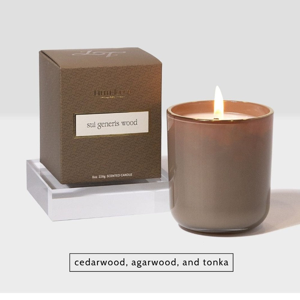 Sui Generis Wood Candle