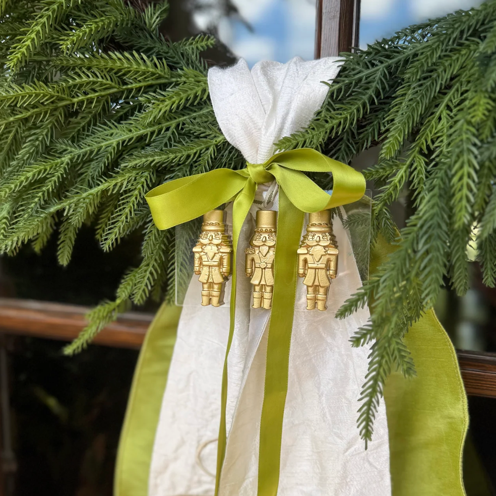 Wreath Ornament - Nutcrackers