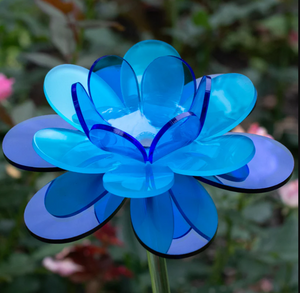 36" Lotus Stake