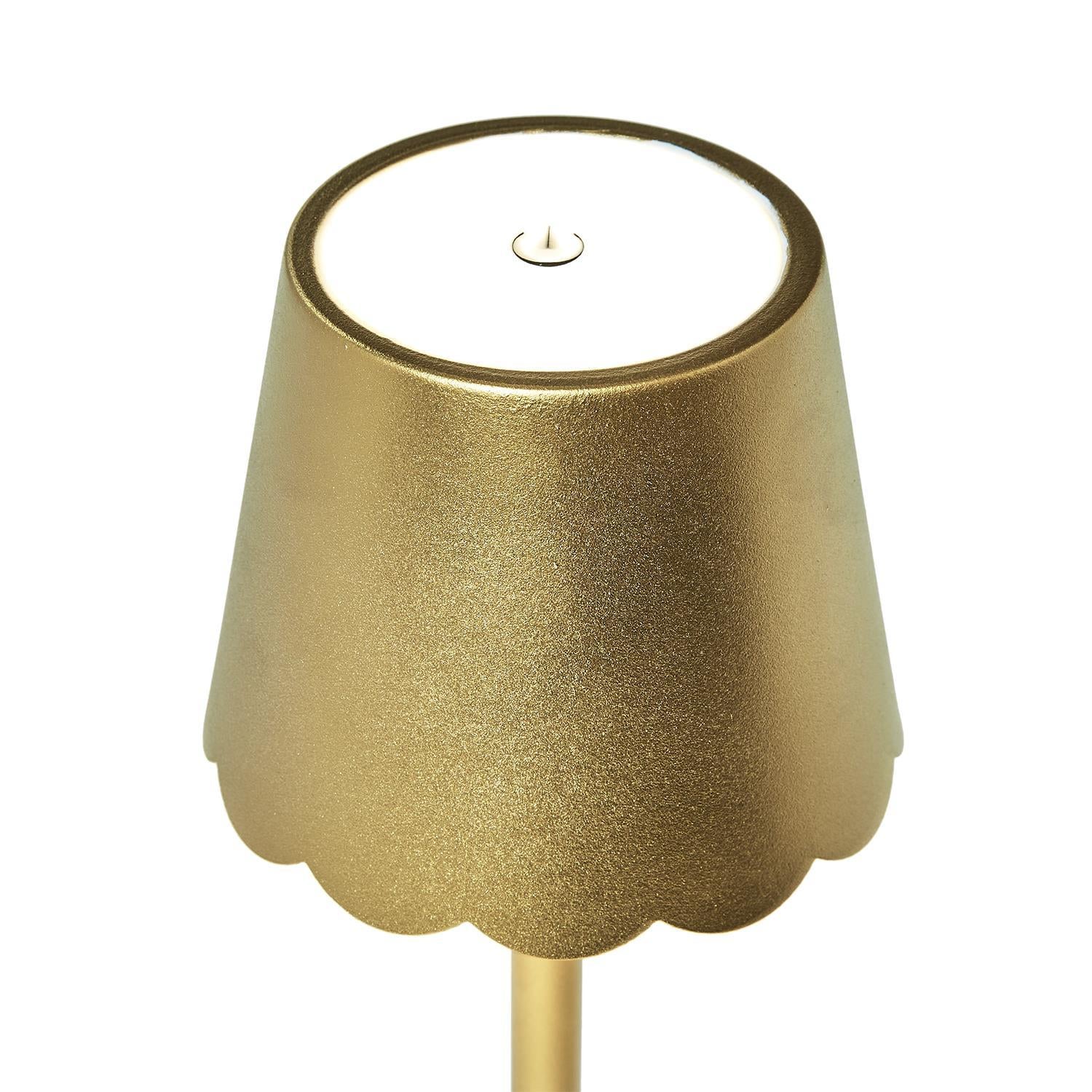 Gold Scalloped Shade Lamp
