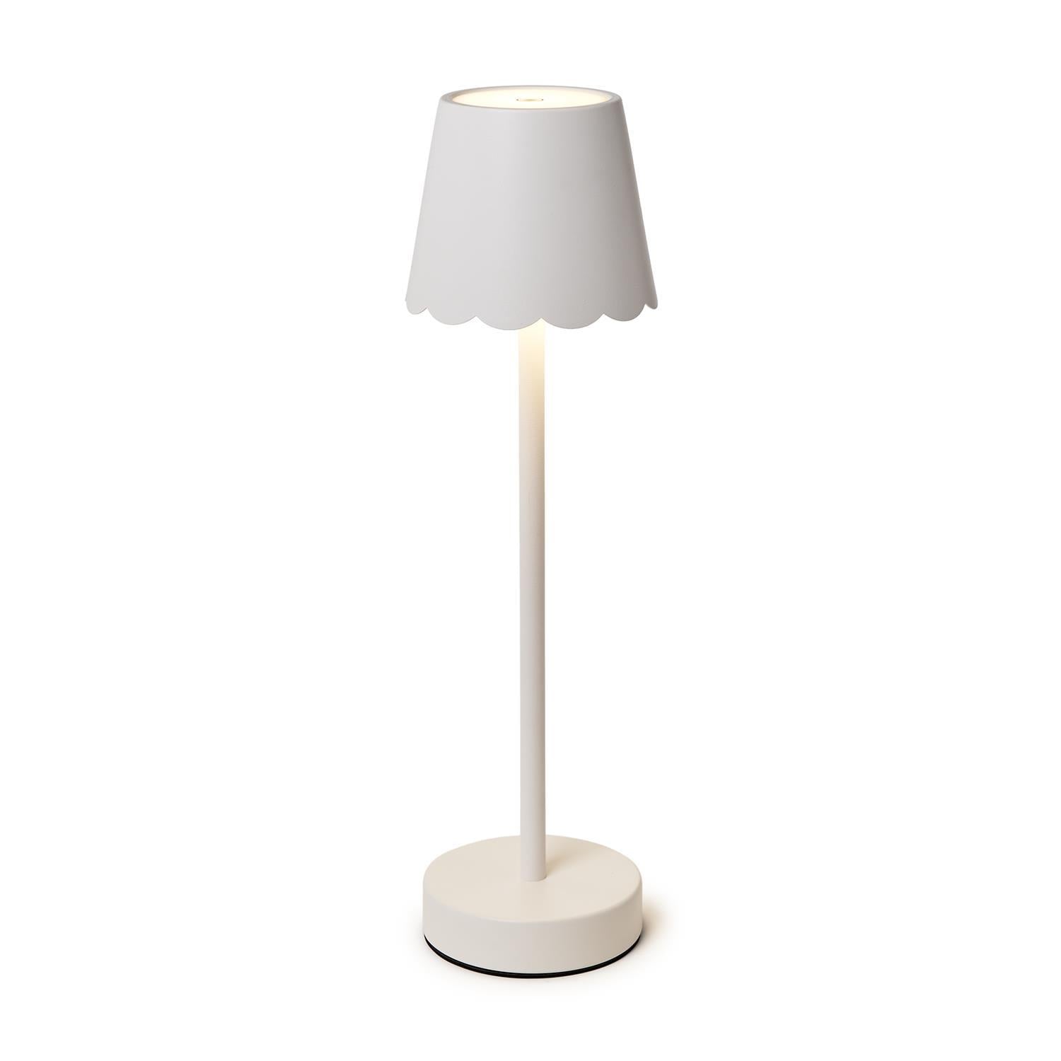 White Scalloped Shade Lamp