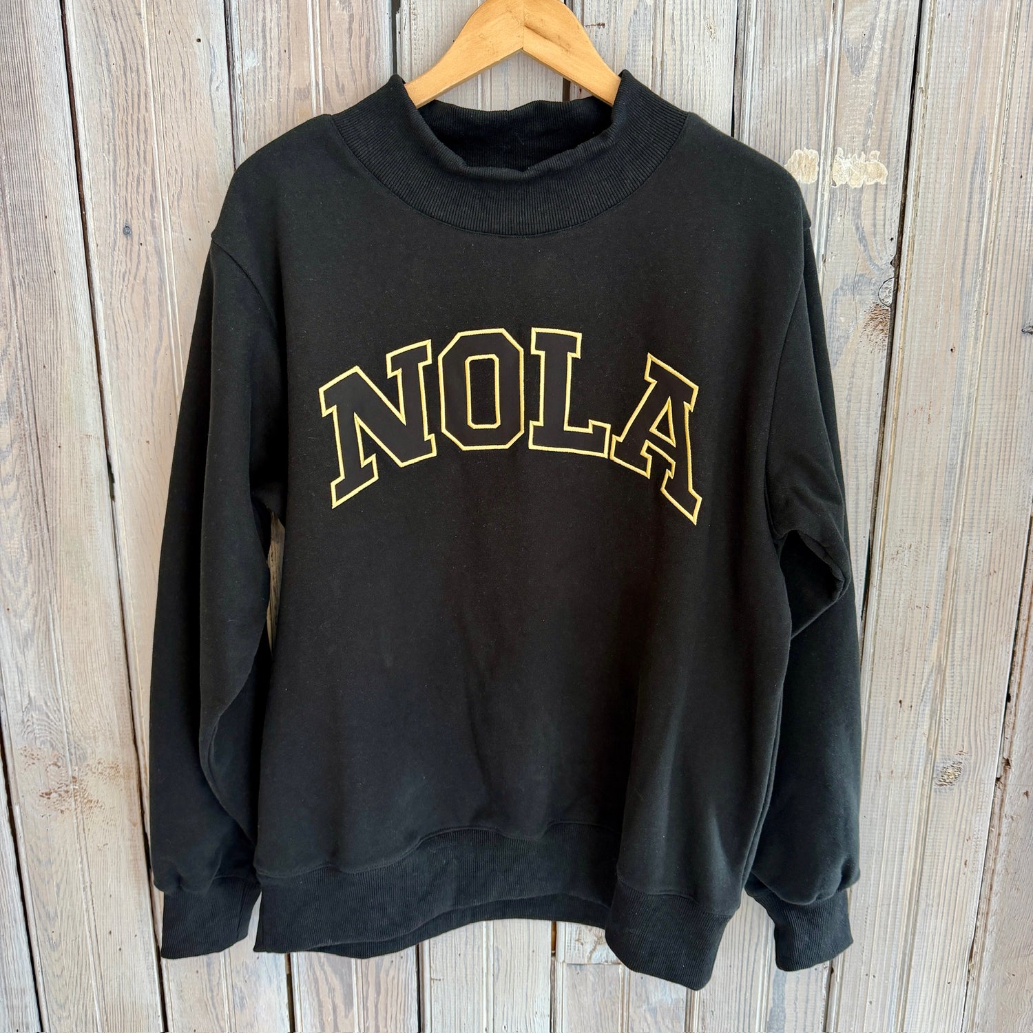 NOLA Mockneck Black