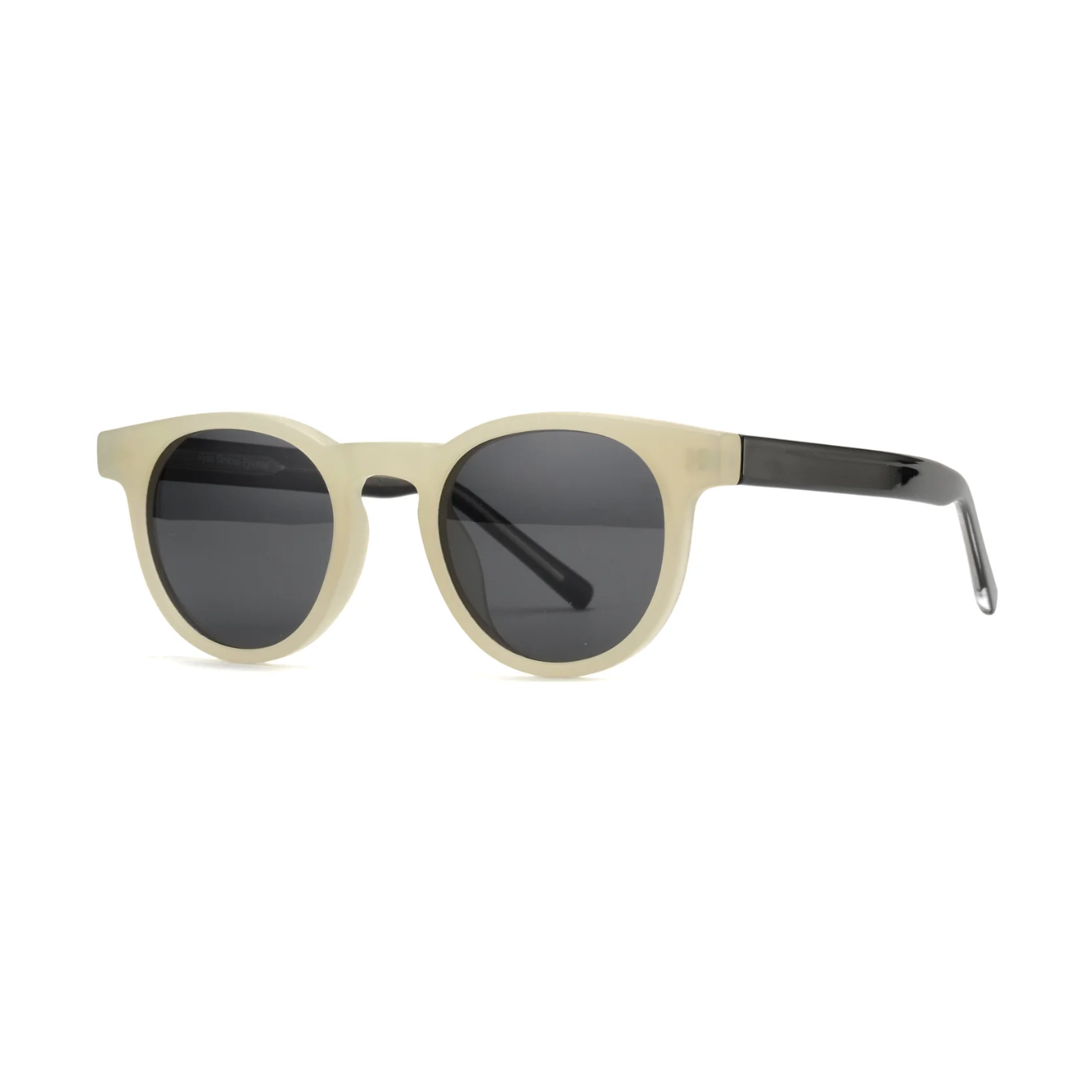 TAI | Ivory Black | Smoky Lens
