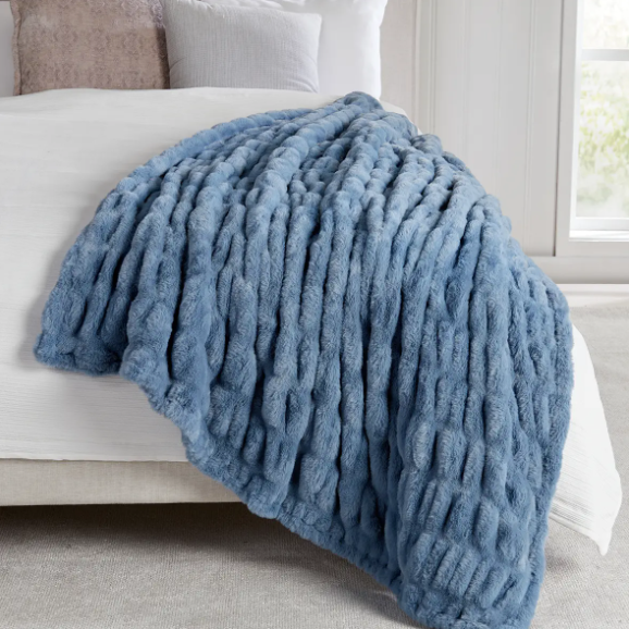 Spring Lake Heavyweight Ruched Throw