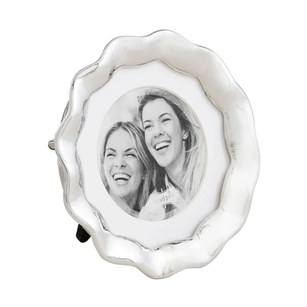 Wavy Frame
