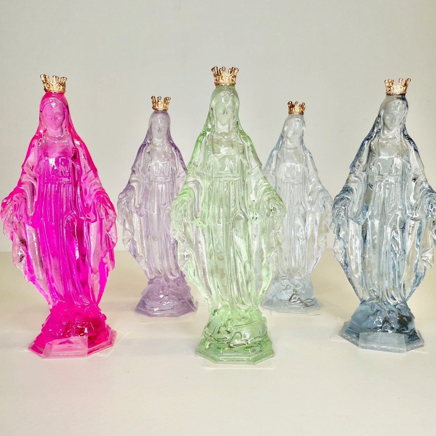Petite 4" Mary