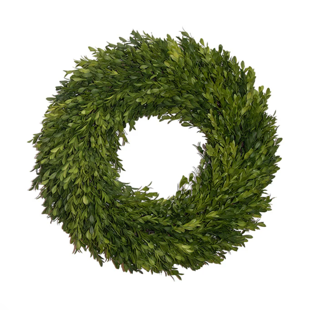 Round Boxwood Wreath 18"