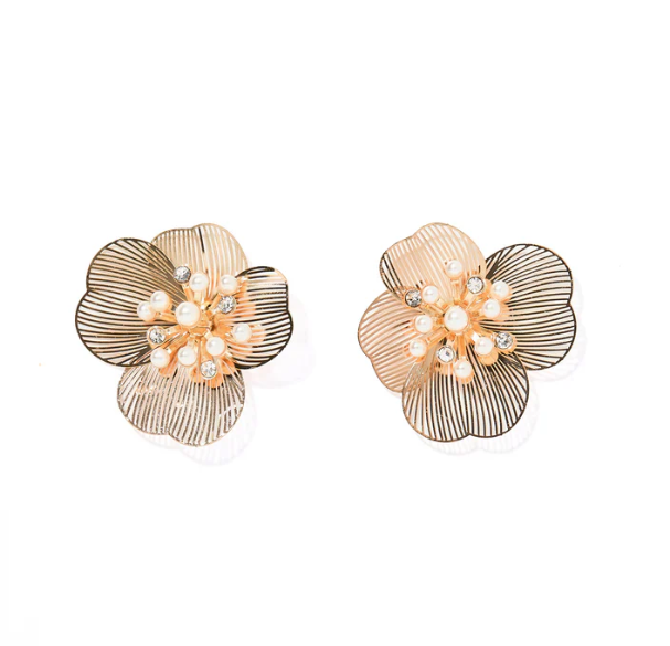 Vanessa Gold Pearl Flower Earring