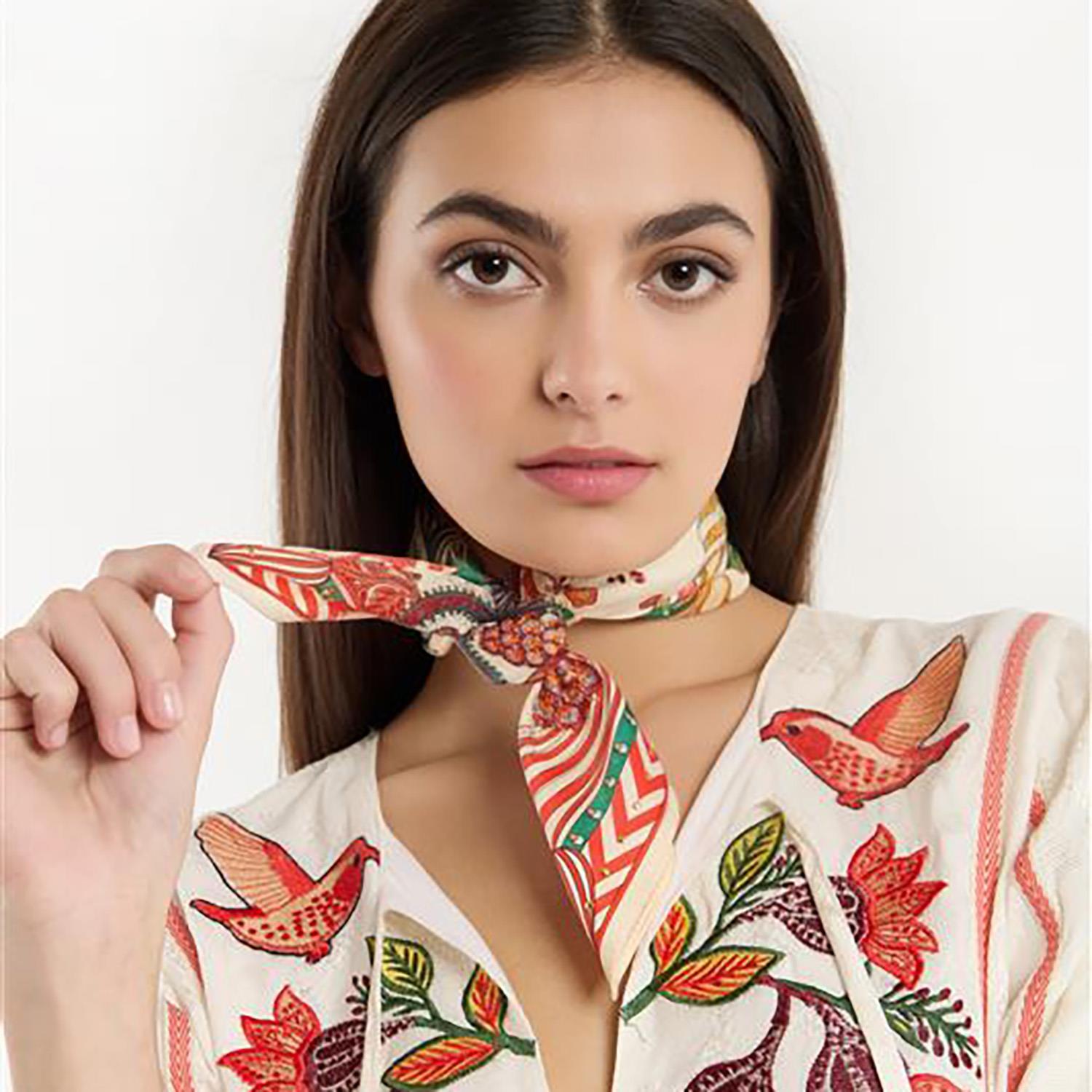 Magic India Mini Scarf