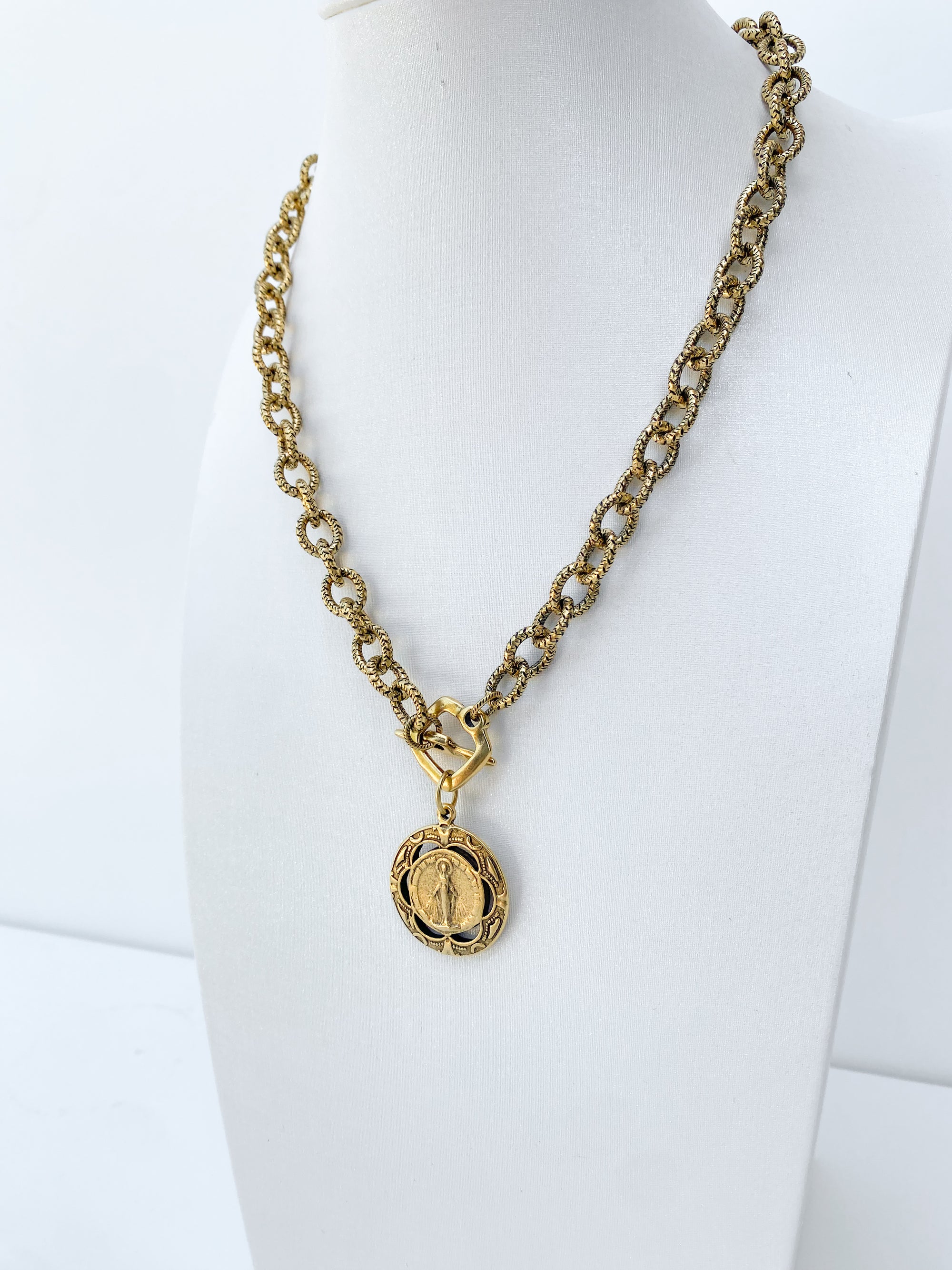 Mary & Filagree Pendant Antique Chain