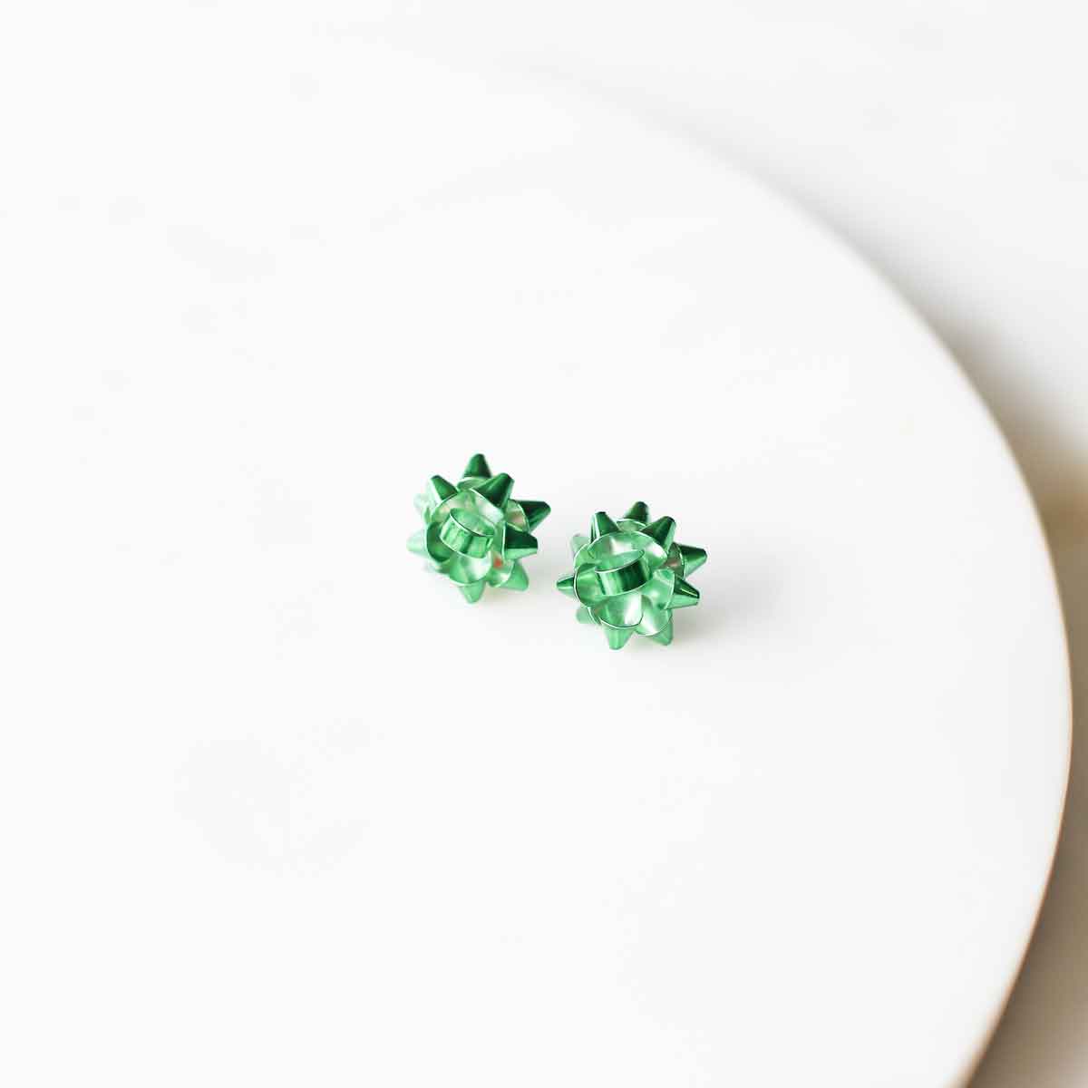 Green Gift Bow Post Earrings Green 1"