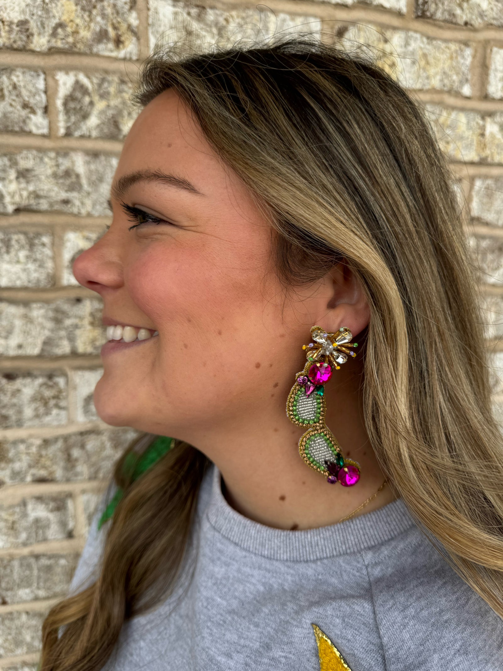 MG Sunglasses Earring